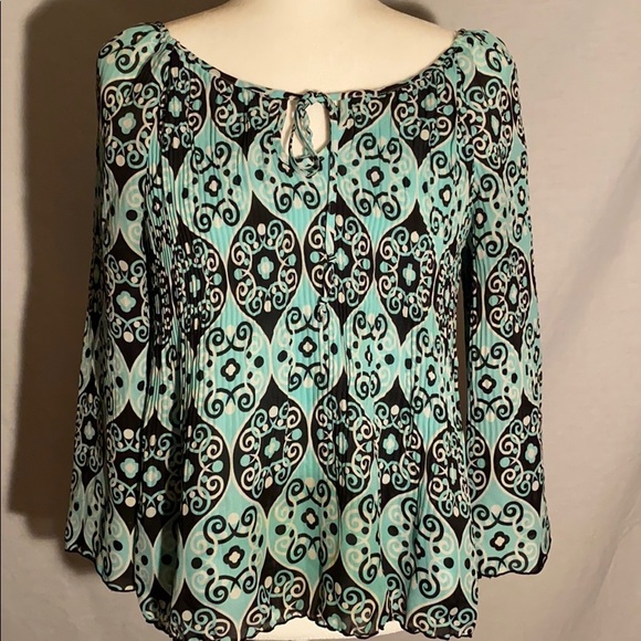 new directions Tops - NEW DIRECTION  blouse